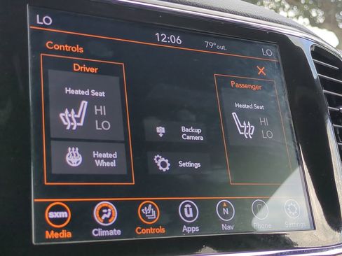 Used 2021 Jeep Grand Cherokee Limited image 23