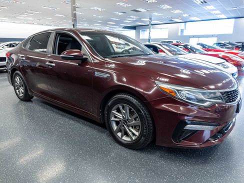 Used 2019 Kia Optima LX FWD image 4