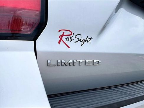 Used 2019 Ford Expedition Limited w/ Equipment Group 301A RWD image 24
