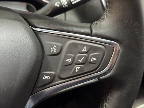 Used 2024 Chevrolet Equinox LT w/ LPO, Floor Liner Package FWD image 22