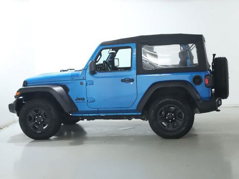 Used 2023 Jeep Wrangler Sport AWD/4WD image 34