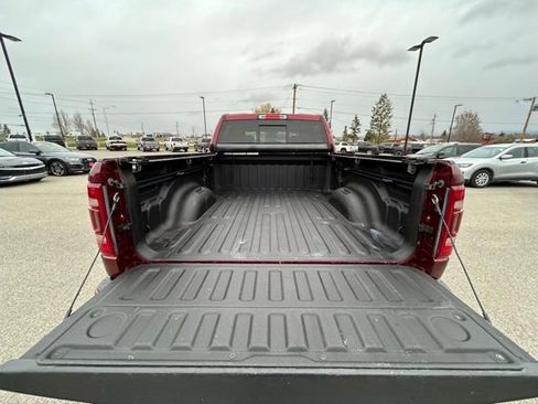 Used 2019 RAM 1500 Laramie w/ Sport Appearance Package AWD/4WD image 13