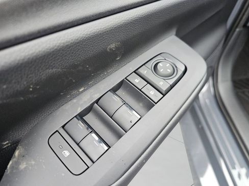 New 2026 Toyota Prius Plug-In Hybrid FWD image 27