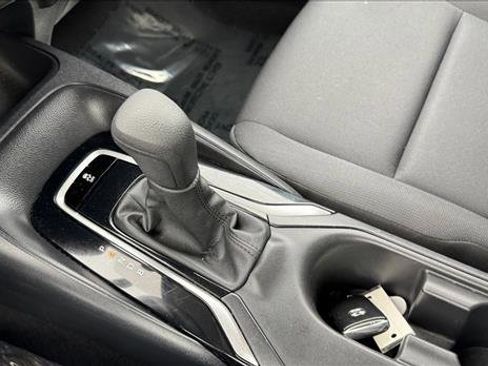 Used 2024 Toyota Corolla LE FWD image 16