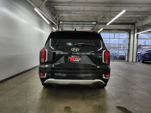 Used 2021 Hyundai Palisade Limited image 37