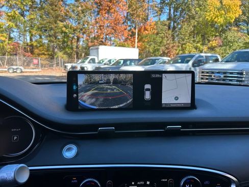 Used 2025 Genesis GV70 2.5T image 19