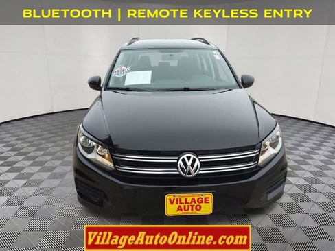Used 2017 Volkswagen Tiguan S image 6