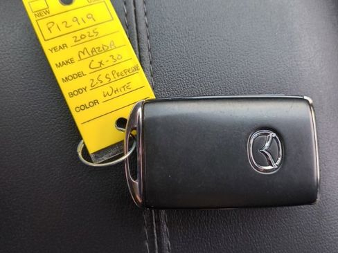 Used 2025 MAZDA CX-30 AWD 2.5 S w/ Preferred Package image 25