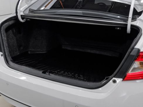 Used 2018 Honda Accord Touring image 71