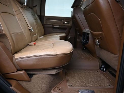 Used 2022 RAM 3500 Limited AWD/4WD image 21