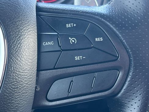 Used 2022 Dodge Challenger R/T image 38