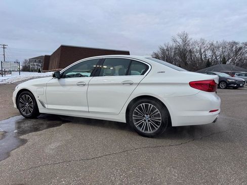 Used 2018 BMW 530e xDrive image 8