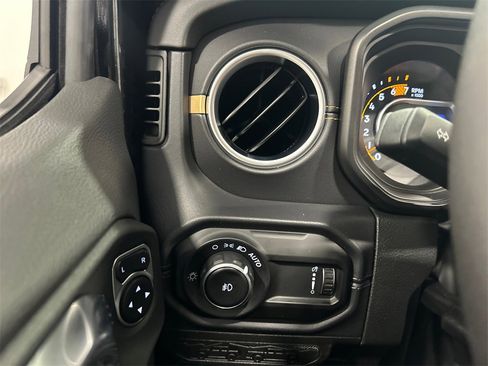 New 2025 Jeep Wrangler Sahara w/ Technology Group image 18