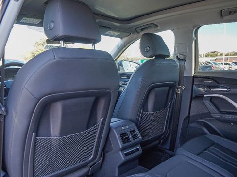 New 2025 Audi Q5 Premium Plus image 21