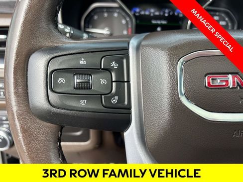 Used 2021 GMC Yukon SLT w/ SLT Premium Package image 23