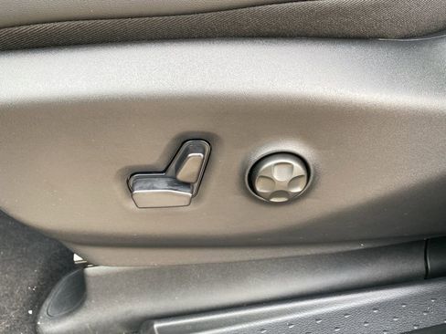 New 2026 Chrysler Pacifica Limited w/ S Appearance Package image 32