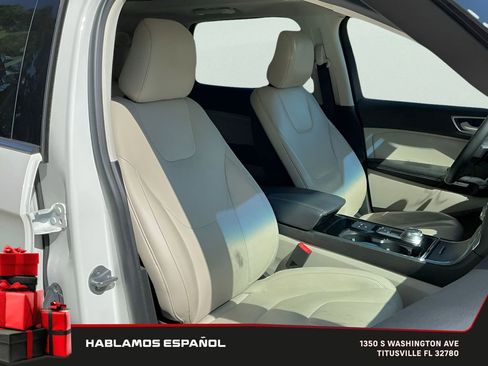 Used 2020 Ford Edge Titanium w/ Equipment Group 301A image 21