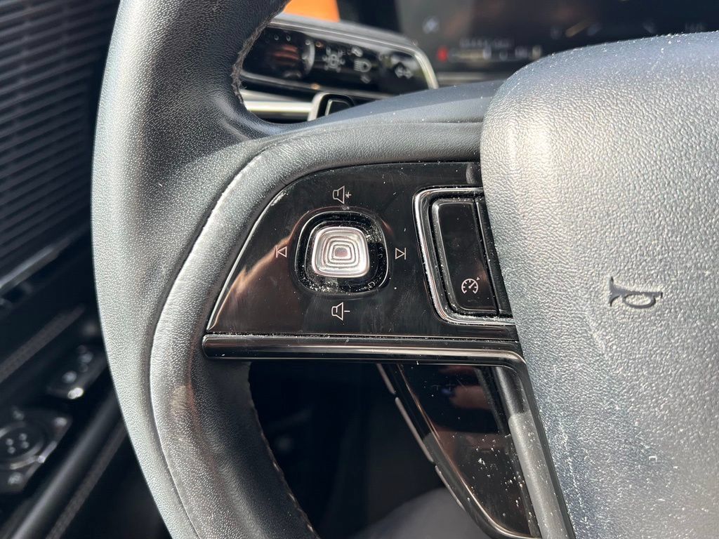 Used 2022 Lincoln Corsair Reserve FWD image 13