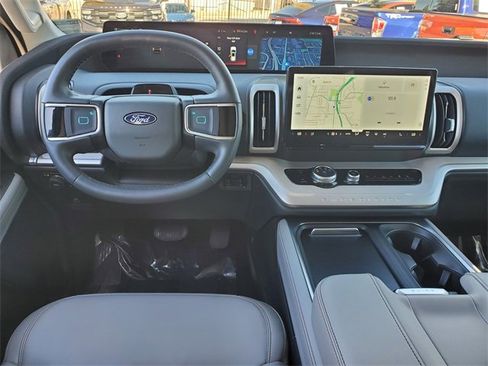 Certified 2025 Ford Expedition Max Active image 4