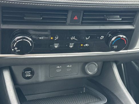 Certified 2026 Nissan Rogue S FWD image 29