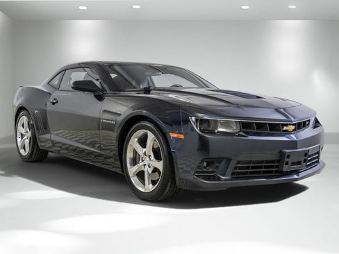 Used 2014 Chevrolet Camaro SS w/ RS Package RWD image 6