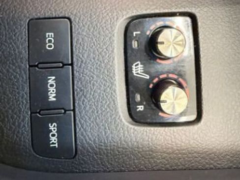 Used 2015 Toyota Avalon XLE Touring image 22