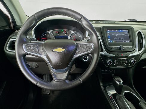 Used 2019 Chevrolet Equinox LT w/ Driver Convenience Package FWD image 10