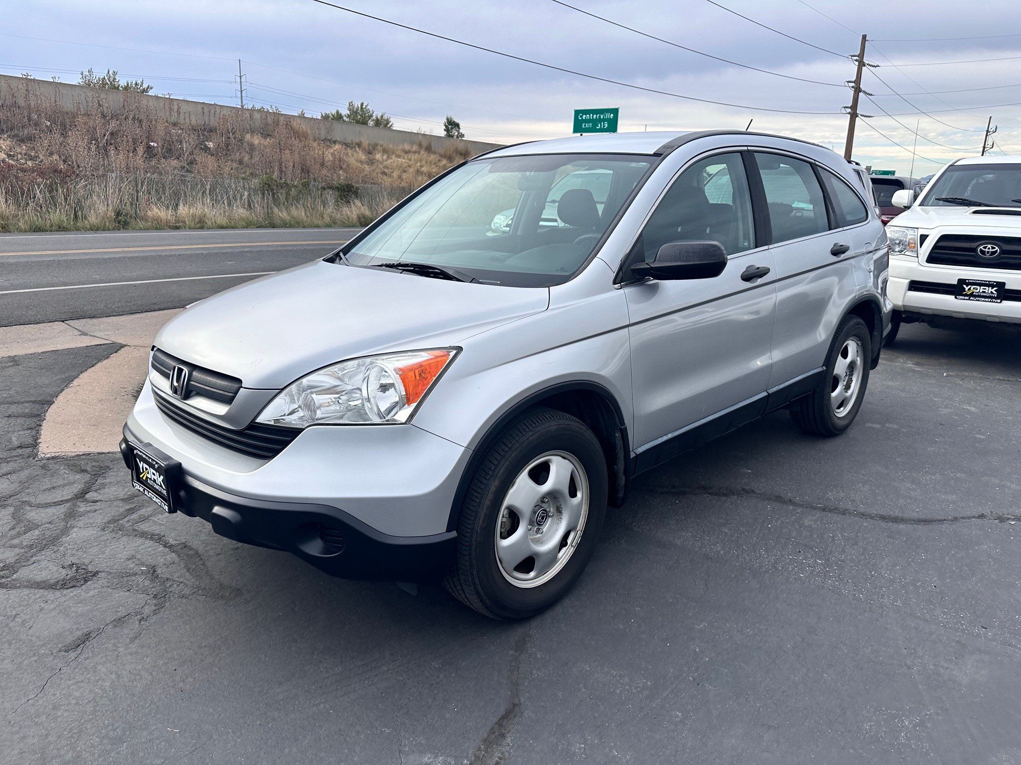 Used 2009 Honda CR-V LX image 2