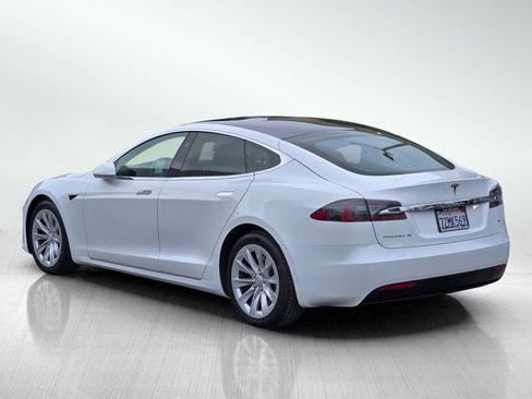 Used 2017 Tesla Model S 75 RWD image 6