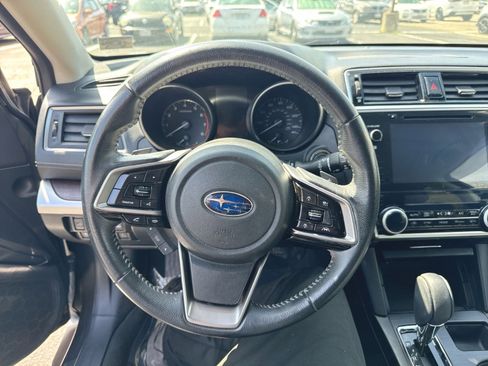 Used 2019 Subaru Outback 2.5i Limited w/ Popular Package #2 image 16