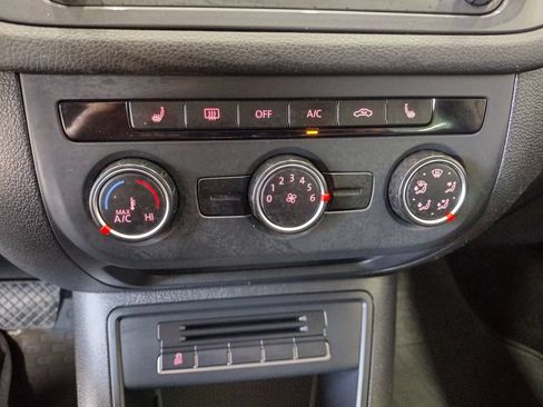 Used 2014 Volkswagen Tiguan SE AWD/4WD image 25