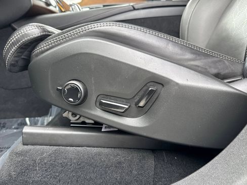 Used 2017 Volvo XC90 T8 Excellence image 13