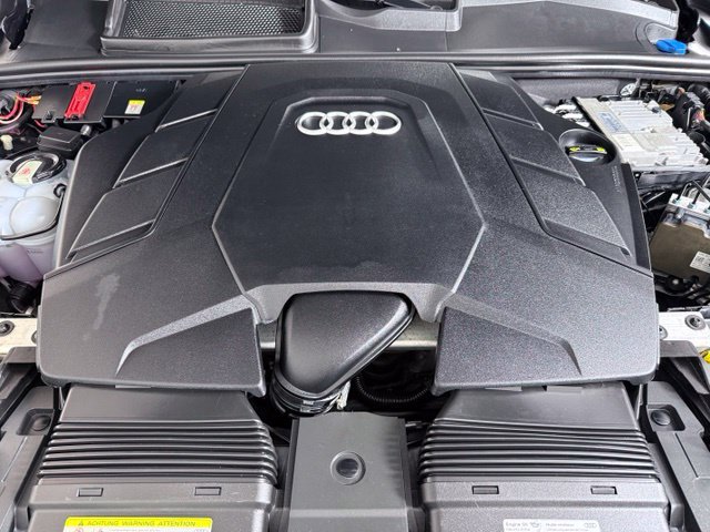 Used 2020 Audi Q7 3.0T Premium w/ Convenience Package AWD/4WD image 26