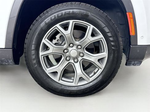 Used 2022 Jeep Wagoneer Series II image 34