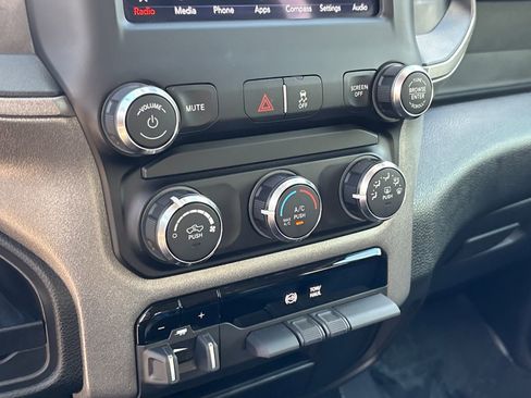 Used 2020 RAM 3500 Tradesman image 19