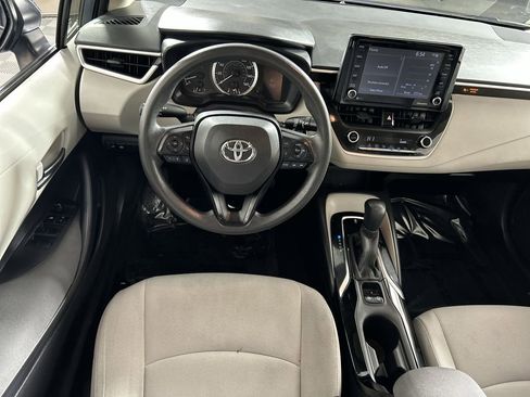 Used 2022 Toyota Corolla LE image 21