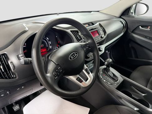 Used 2012 Kia Sportage LX w/ Convenience Pkg FWD image 11
