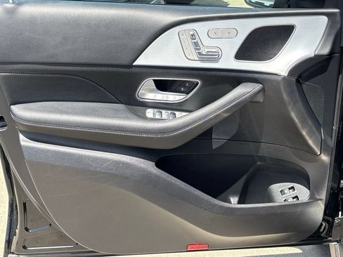 Used 2024 Mercedes-Benz GLE 450e 4MATIC image 16
