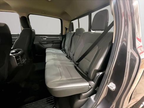 Used 2019 RAM 1500 Big Horn AWD/4WD image 28