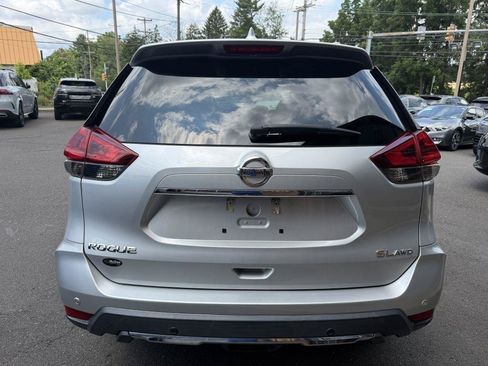 Used 2019 Nissan Rogue SL AWD/4WD image 4