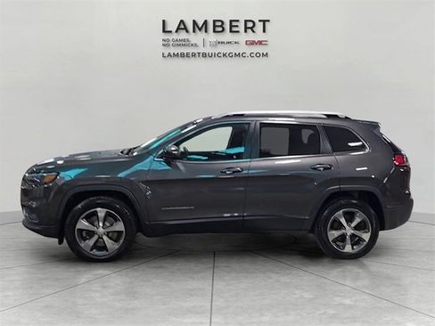 Used 2019 Jeep Cherokee Limited image 2