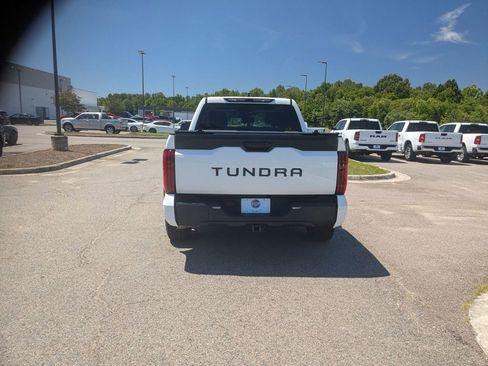Used 2022 Toyota Tundra SR w/ SR Tow Package RWD image 4