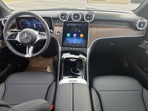 New 2026 Mercedes-Benz GLC 300 image 24
