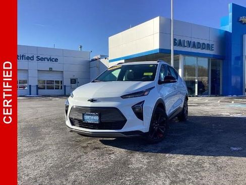 Certified 2023 Chevrolet Bolt EUV LT w/ Comfort Package image 1