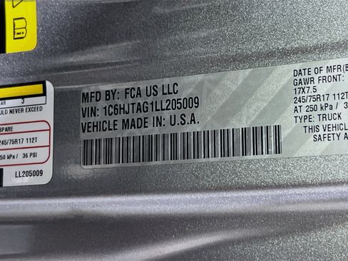 Used 2020 Jeep Gladiator Sport w/ Quick Order Package 24S AWD/4WD image 30
