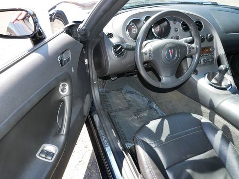 Used 2007 Pontiac Solstice GXP RWD image 12