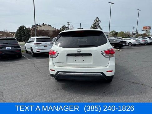 Used 2016 Nissan Pathfinder S image 6