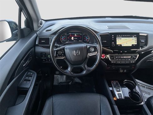 Used 2022 Honda Pilot Touring image 24