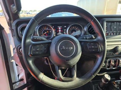 Used 2022 Jeep Gladiator Sport AWD/4WD image 25