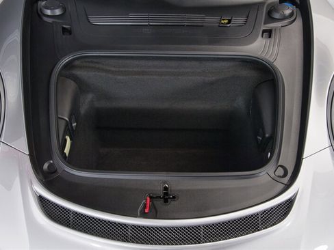 Used 2019 Porsche 911 GT3 image 44